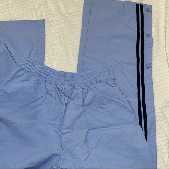 No Boundaries Nylon Side Stripe Side Snap Track Pants NWT - Picture 3 of 4